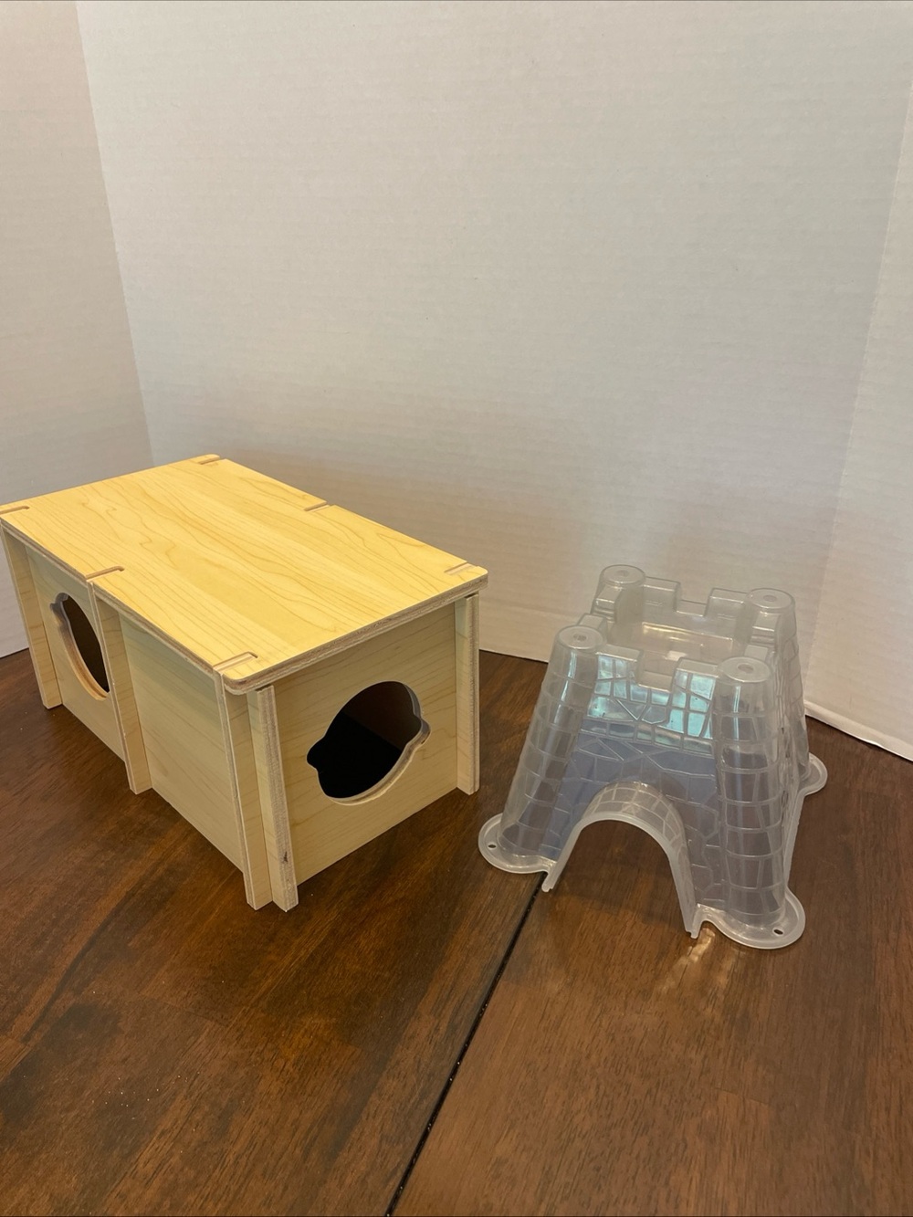 Lot Of 2 Hamster Hideout Natural Wood Tunnel Hide Platform Top. Plastic Castle.